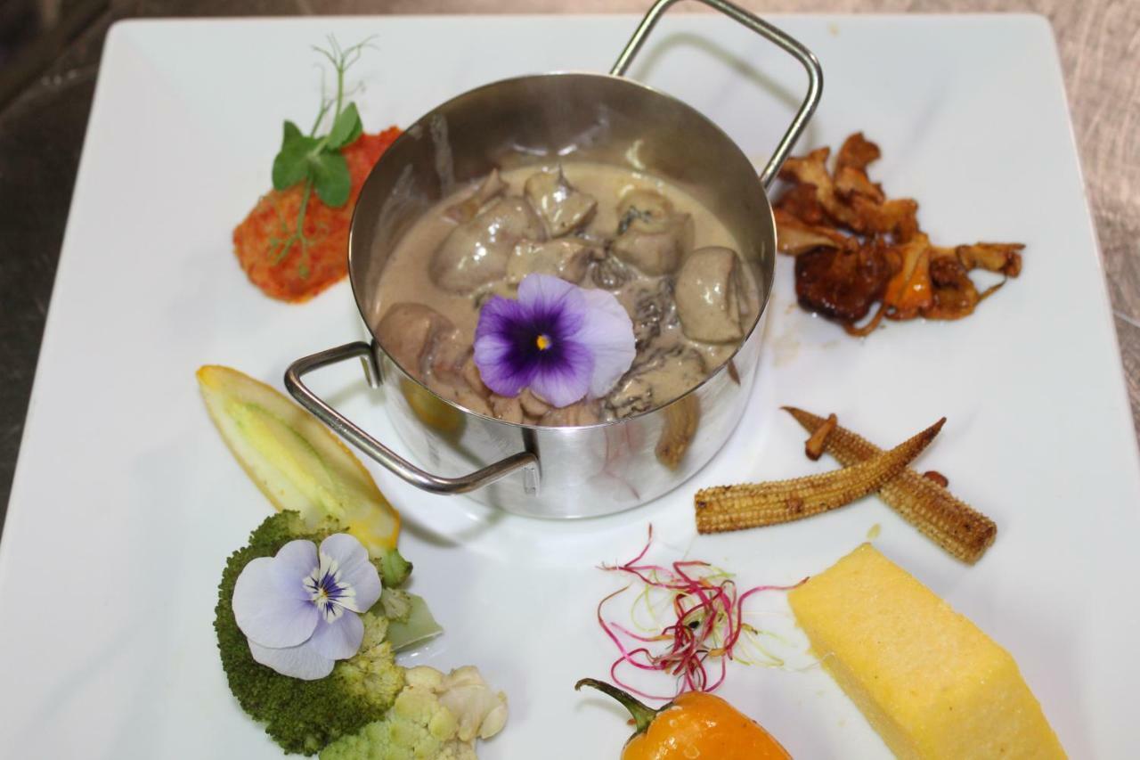 Auberge De La Terrasse Villersexel ภายนอก รูปภาพ